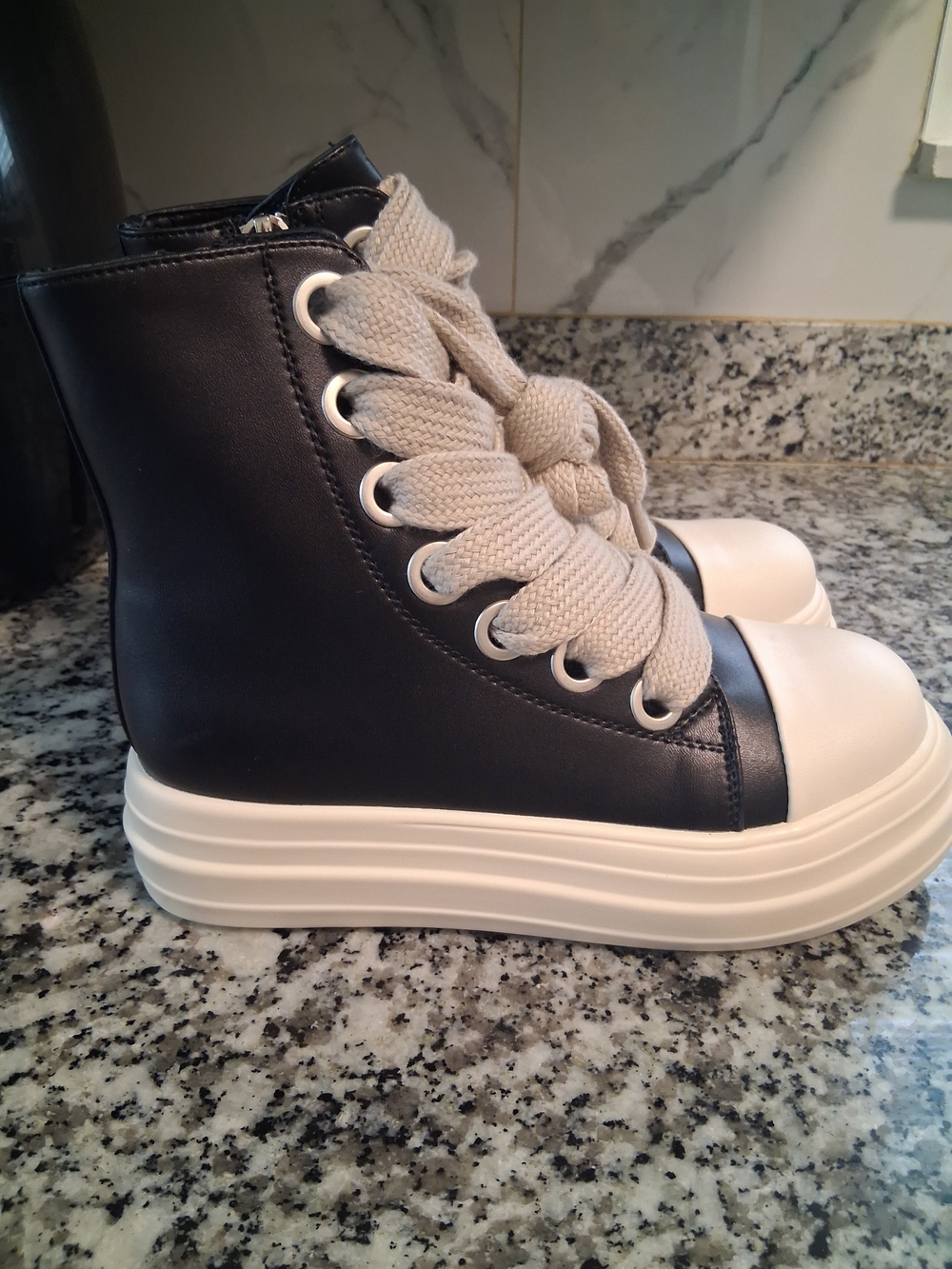 Women’s Black and Cream Platform Lace-Up Boot Sneakers Size 41
